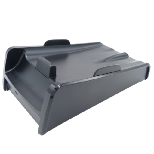 Cette image présente, sur fond blanc, une photographie d'un socle de chargement noir pour terminal de paiement électronique situé à gauche, accompagnée à droite d'un texte descriptif titré « Le socle Ethernet (Support PEM) ». Le contenu écrit commence par une mise en situation où une panne de WiFi paralyse l'activité d'un commerçant face à une file de clients, empêchant les encaissements. Il explique ensuite que ce socle constitue la solution de secours idéale pour éviter ce scénario : en plus de recharger le terminal (modèle iWL250), il assure la continuité des transactions bancaires grâce à une connexion filaire stable via un port RJ45 relié directement à la box internet, prenant ainsi le relais immédiat en cas de défaillance du réseau sans fil. socle ethernet et charge pour terminal de paiement mobile ingenico iwl250