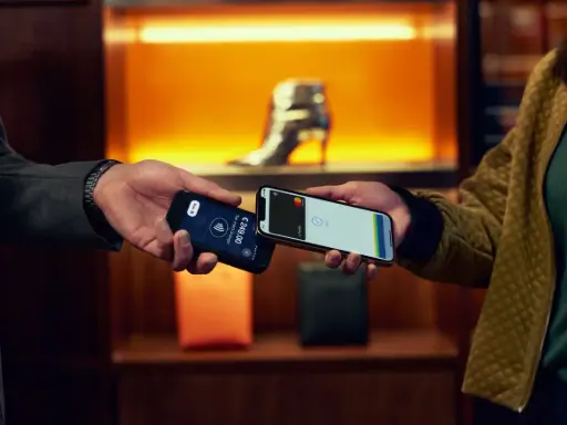 Paiement sans contact avec le TPE S1 MINI2 en mobilité, idéal taxis, VTC, livraison, restauration, événementiel